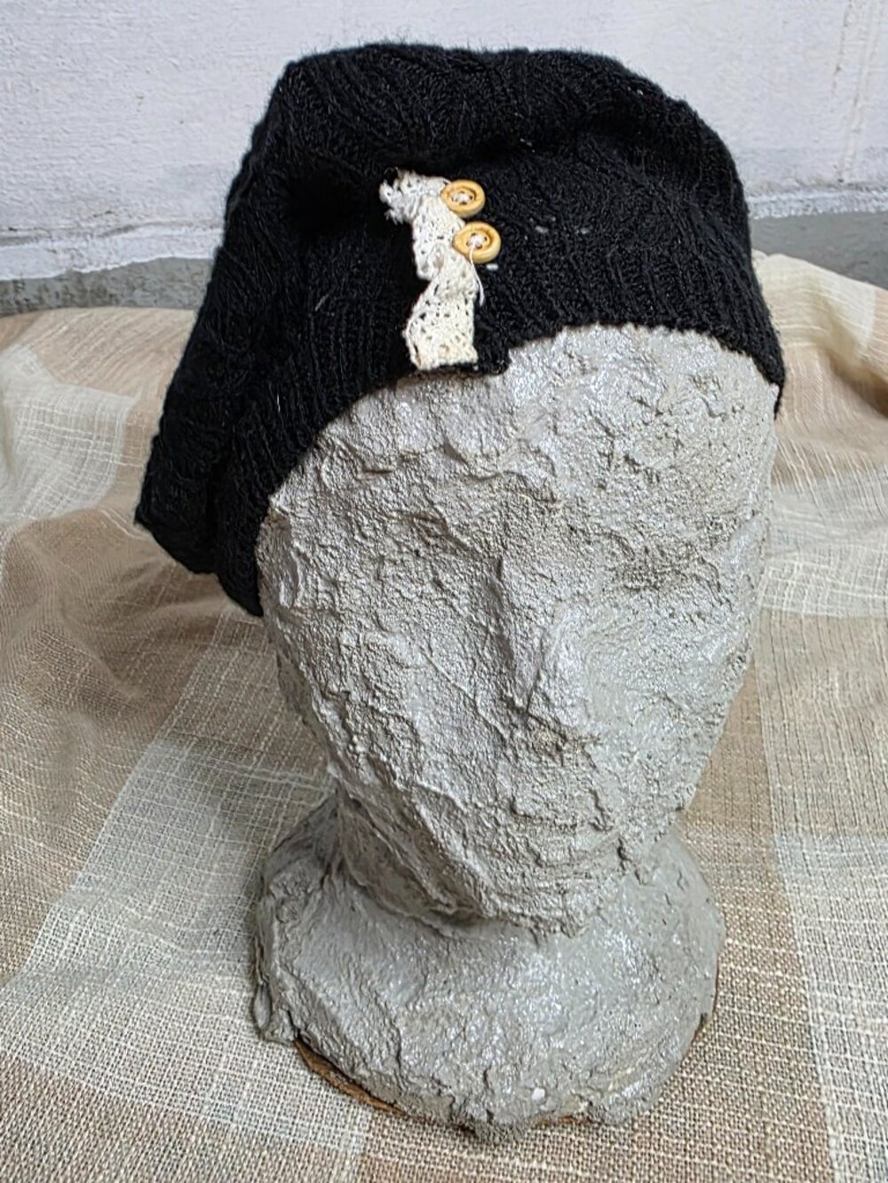 y2k Millennial Twee Academia Poet Girly Bookish Gilmore Girls Black Knit Beret